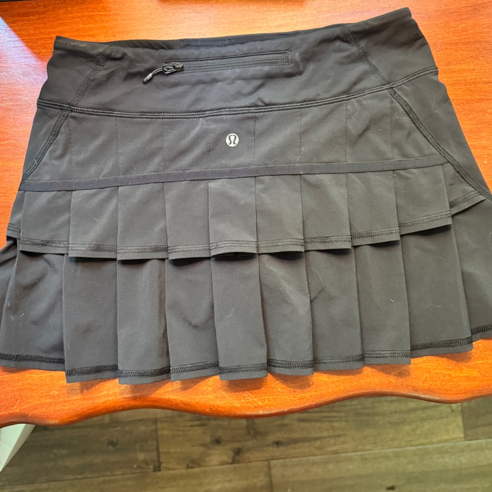 Lululemon tennis skirt with pleated back